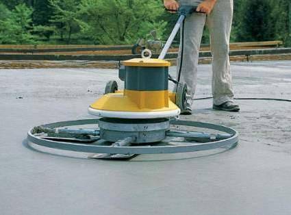 Quels sont les différents styles de béton balayé et comment les intégrer à votre design extérieur ? Metz